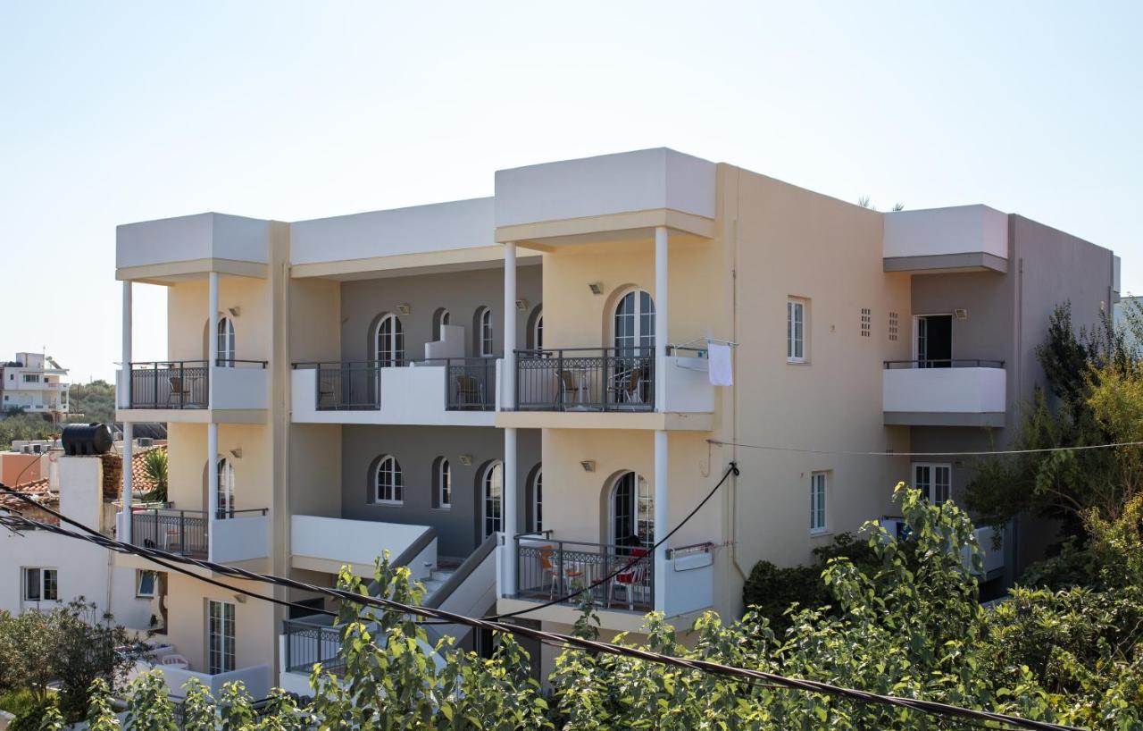 Manias Hotel Apartments Agia Marina  ภายนอก รูปภาพ